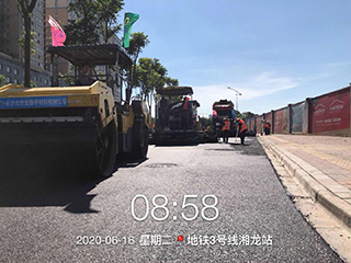 長沙太空金路橋材料有限公司,雙鋼輪壓路機(jī),福格勒瀝青攤鋪機(jī),AC系列,AF系列,SBS系列